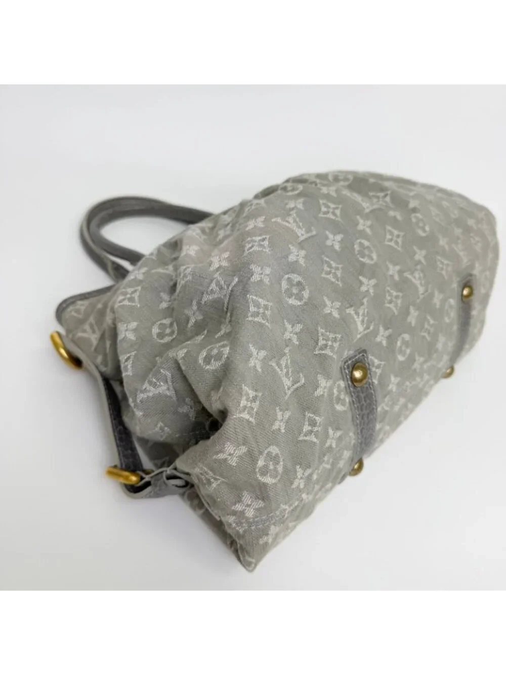Louis Vuitton this authentic